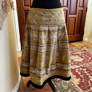 Sundance Green Floral Gathered Pleated Midi Skirt Size 8 Black Trim